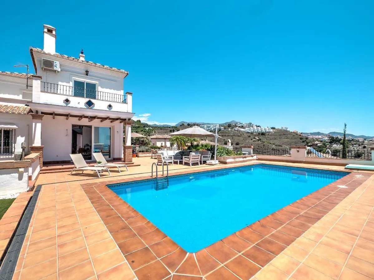 Luxury Villa With Private Pool And 7 Bedrooms Torrox