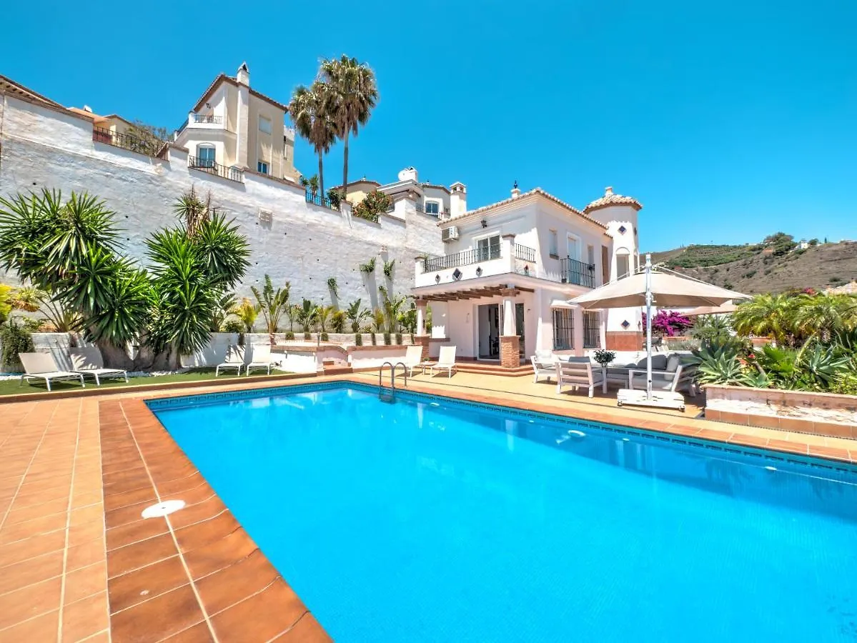 Luxury Villa With Private Pool And 7 Bedrooms Torrox 0*,