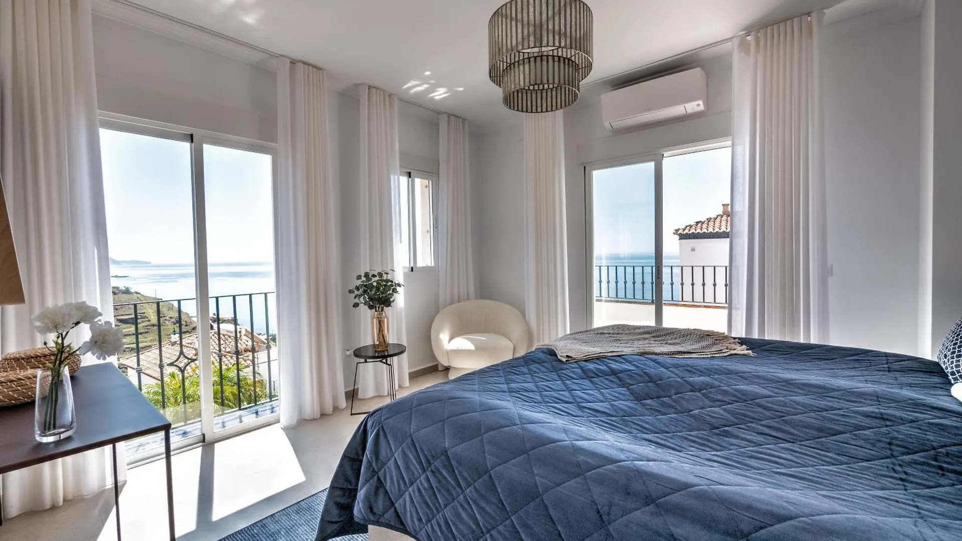 Luxury Villa With Private Pool And 7 Bedrooms Torrox