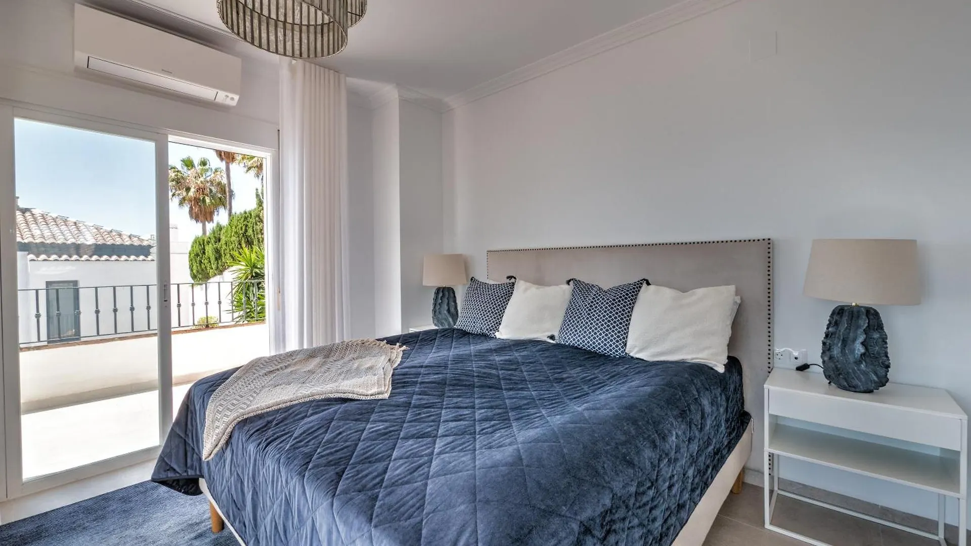Luxury Villa With Private Pool And 7 Bedrooms Torrox 0*,  España
